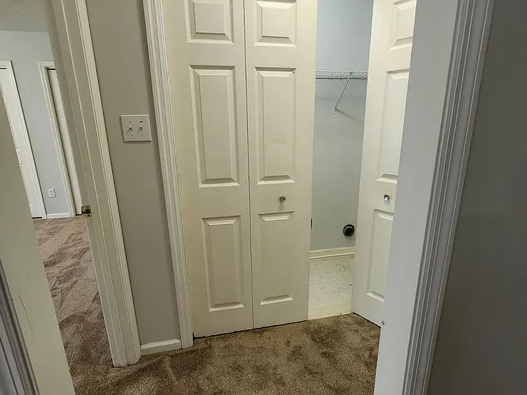 210 Rivershore Dr — Photo 12