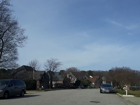 4th image of 411 Richter Ln