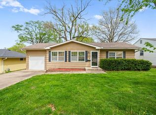 5431 Dearborn St, Mission, KS 66202