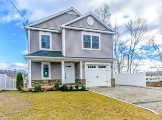 14 Ridgeview Ave, Yonkers, NY 10710