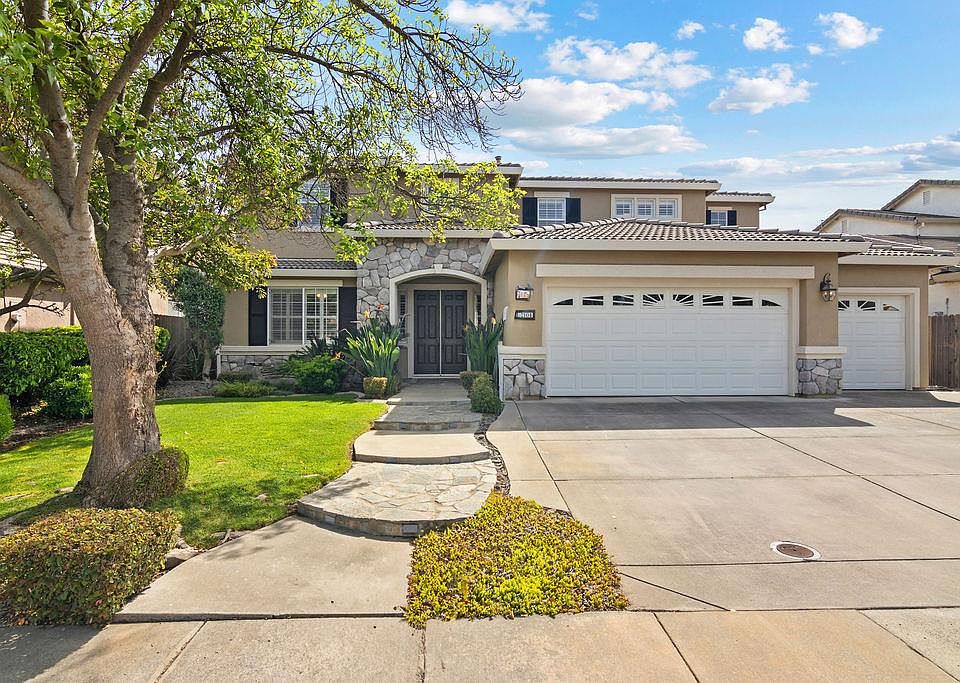 1st image of 2104 Huxley Way