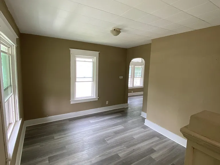 285 Malleable St — Photo 9