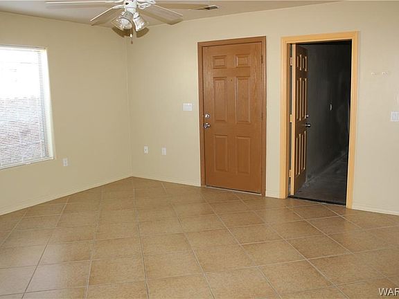 5th image of 1869 Montclair Dr