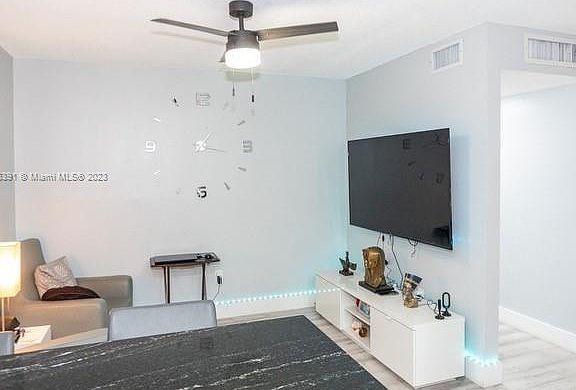 3rd image of 6190 W 19th Ave APT 201