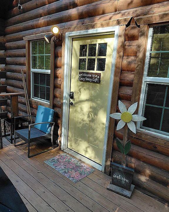 1st image of 142 Heavenly Ridge Rd