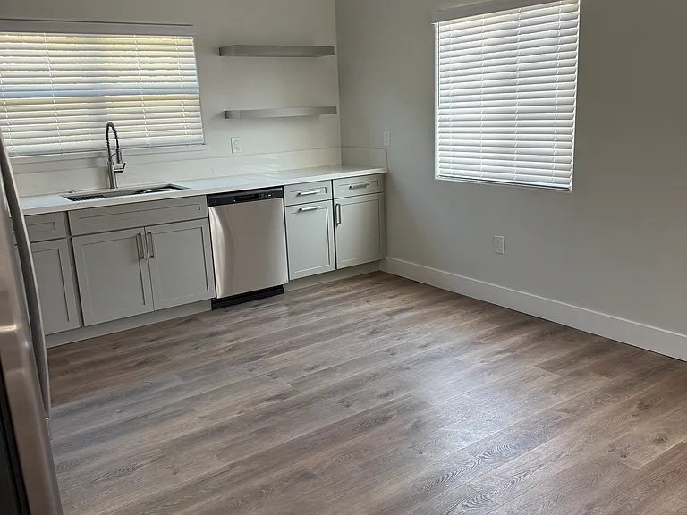 1550 Dale Ave — Photo 6