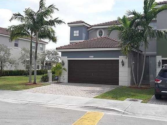 2nd image of 8071 NW 114th Pl