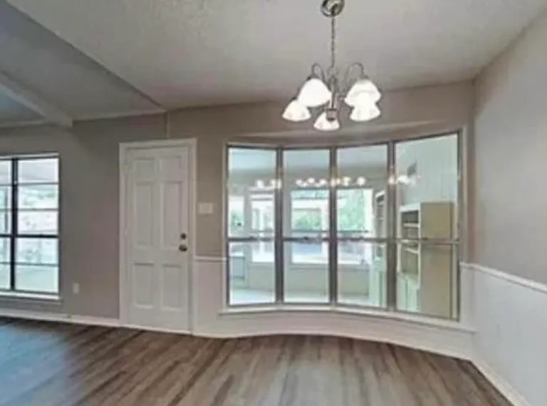 401 Lake Louise Ct — Photo 11
