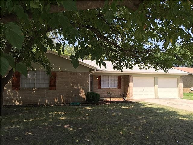 1st image of 4817 Jordan Park Dr