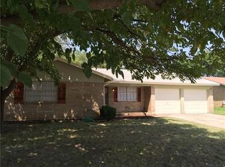 4817 Jordan Park Dr, Haltom City, TX 76117