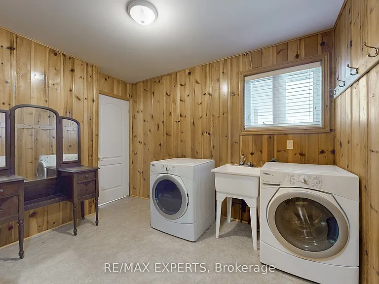 3180 Fleming Blvd — Photo 25
