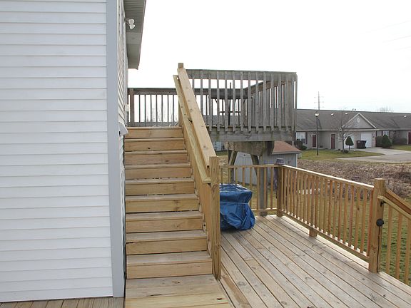2nd image of 11894 Barkton Dr
