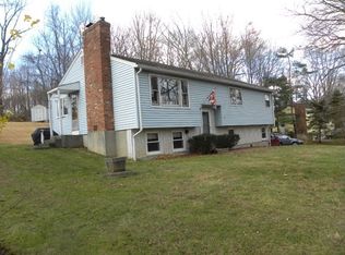 84 W Sutton Rd, Sutton, MA 01590
