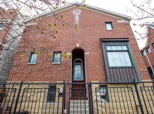 2140 N Winchester Ave APT 12, Chicago, IL 60614