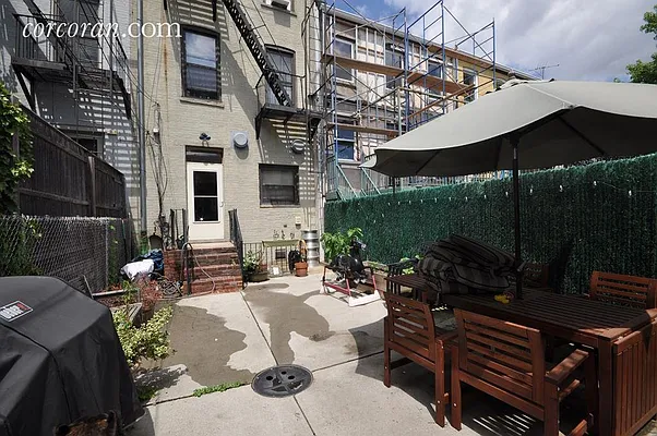 Rented by Corcoran | media 24