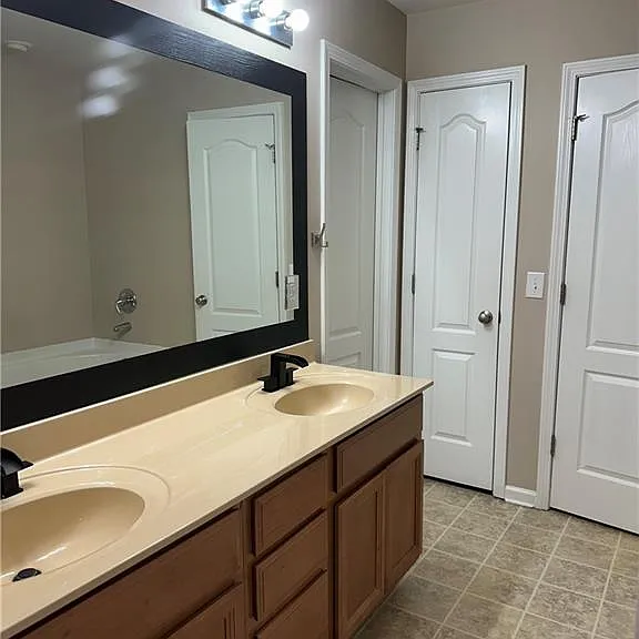 535 Ridge View Xing — Photo 14