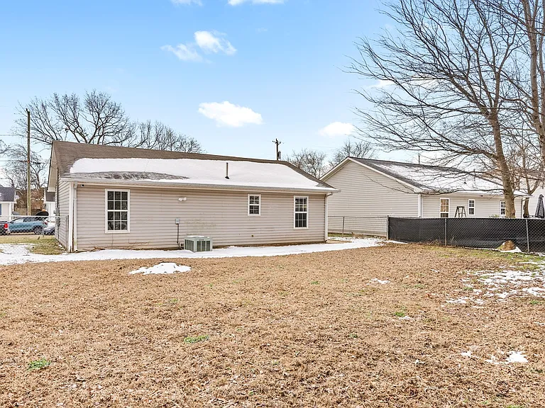 1042 Shadow Ridge Ave — Photo 27