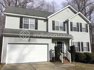 717 Marjam Ln, Fuquay Varina, NC 27526