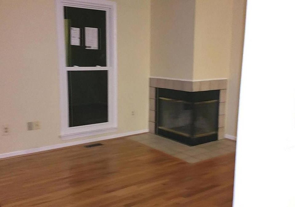 1st image of 6058 Rockton Ct