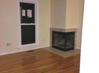 6058 Rockton Ct, Centreville, VA 20121