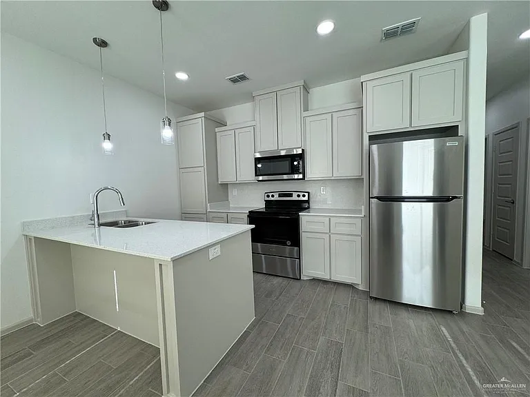 7802 N 58th St #3 — Photo 5