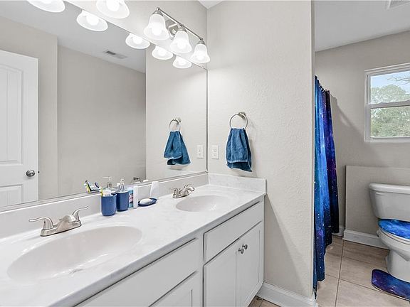 4th image of 502 Beacon Rd