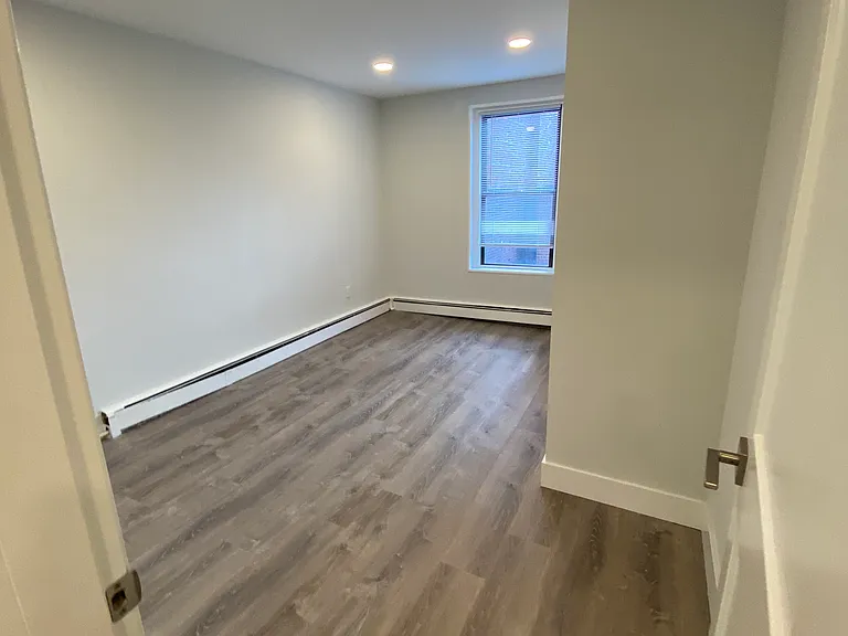 44 Joy St #6 — Photo 8