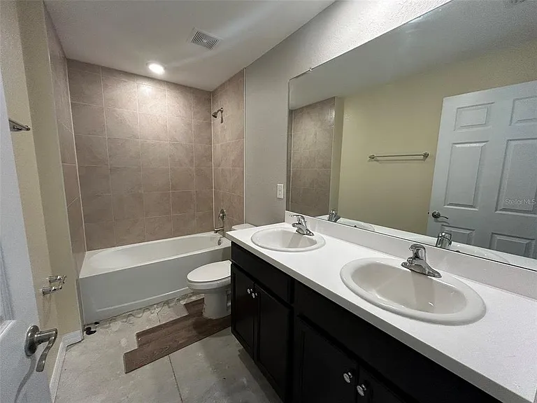 22480 La Guardia Ave — Photo 23
