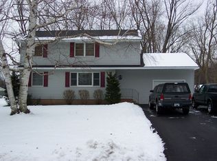 6536 N Manlius Rd, Kirkville, NY 13082