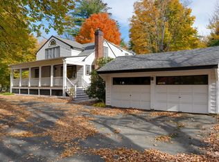 75 Lexington St, Burlington, MA 01803