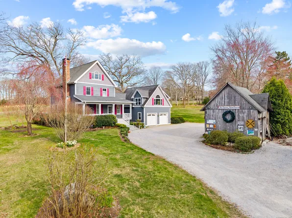 51 Walnut Street, Essex, CT 06442