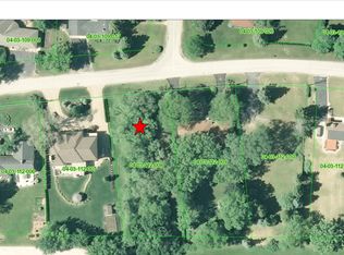 1701 Oakwood Rd, Northbrook, IL 60062