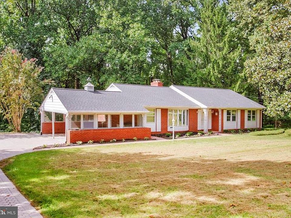 1st image of 4111 Halifax Ct