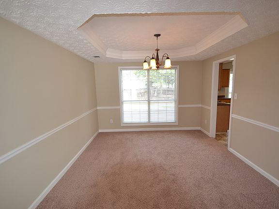 3rd image of 5055 Remington Ct