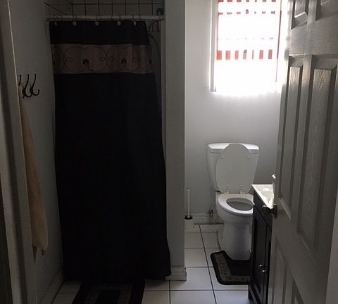 5th image of 2620 Van Buren Pl