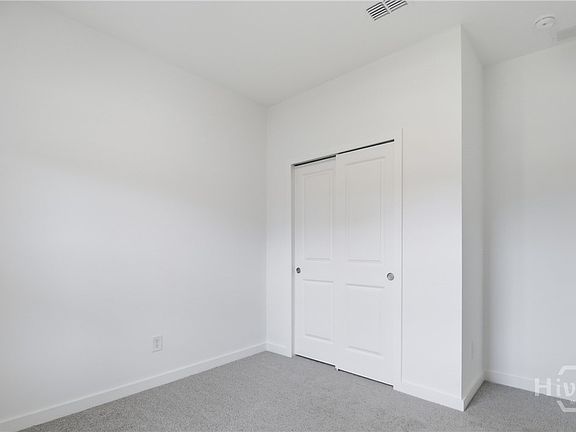 5th image of 293 Kingswood Circle