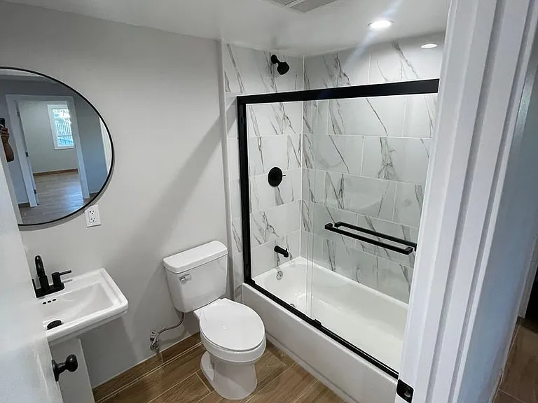 4620 Compton Ave — Photo 14