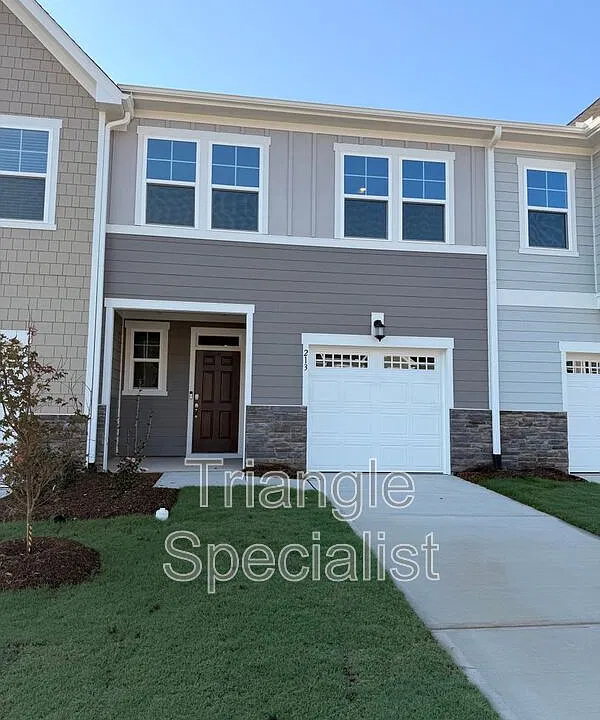 213 Deercroft Dr