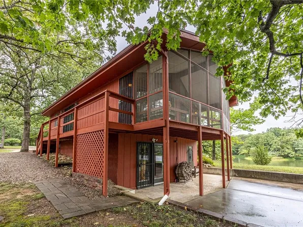 679 SE 665th Rd, Knob Noster, MO 65336