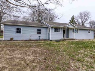 303 N East St, Waynesville, IL 61778