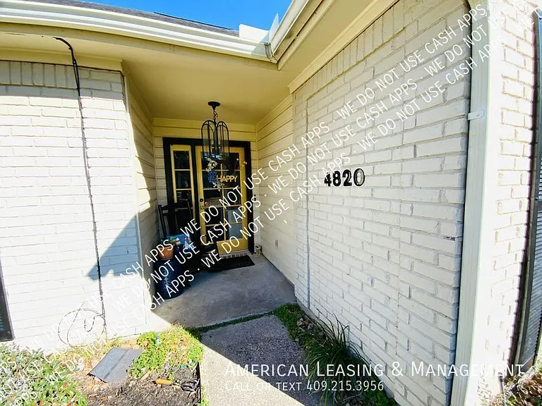 4820 Edgewood Ln — Photo 3