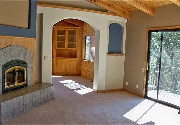 Additional Living Room