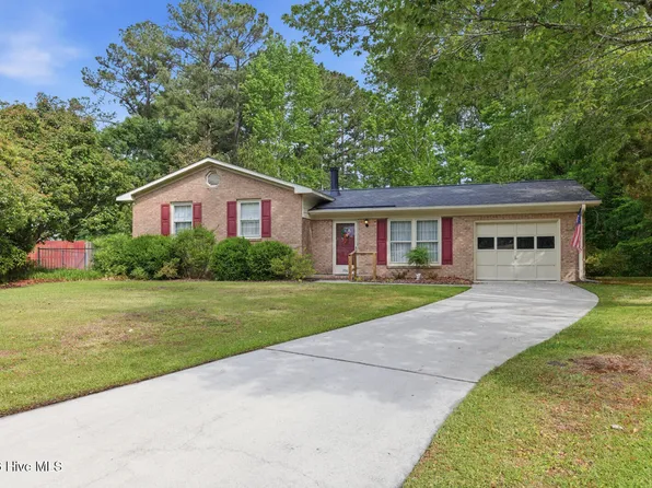 206 Chatham Court, Jacksonville, NC 28540