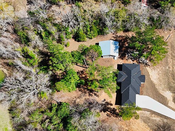 3rd image of 5619 Lucy Grade Rd