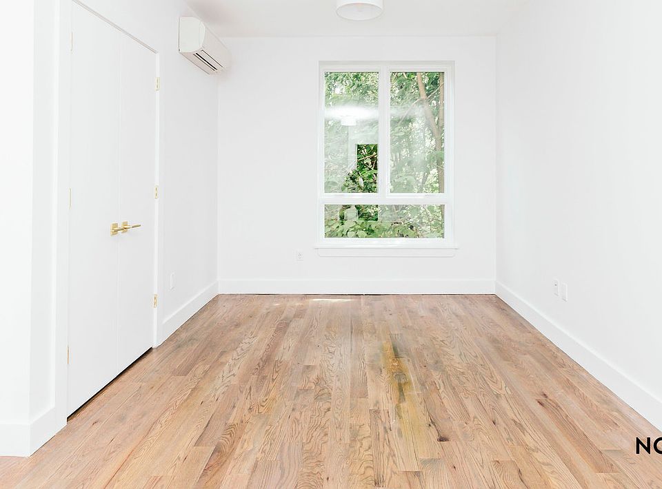1st image of 484 Gates Ave #2G