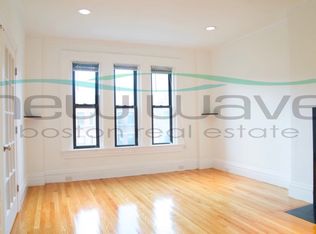 254 Newbury St #4, Boston, MA 02116