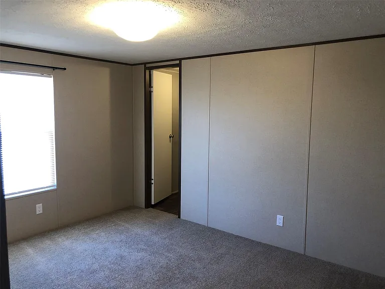 2311 Del Prado Dr — Photo 11