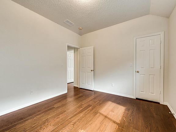 5th image of 12261 Cajun Dr