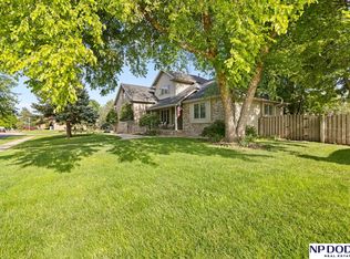 2615 Park Place Dr, Fremont, NE 68025
