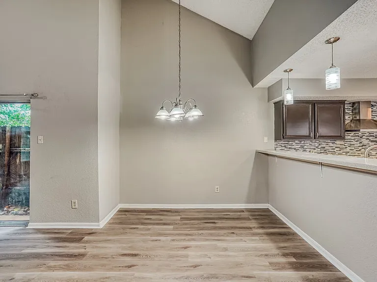 12723 Ashford Knoll Dr — Photo 6